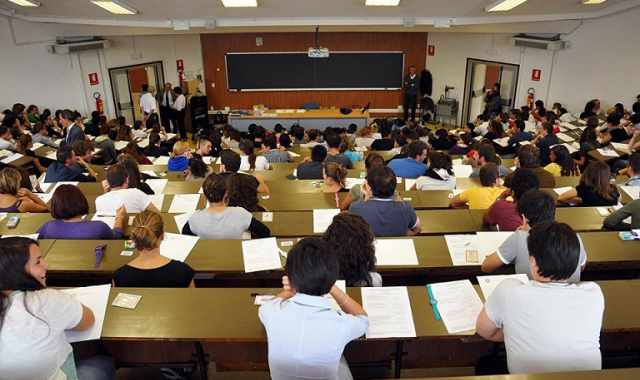Carta diritti degli studenti,  bluff: Agli esami i docenti la ignorano