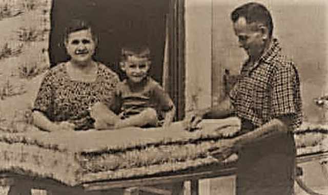 Quando a Bari Vecchia giravano i "materassai": Ridavano vita ai letti imbottiti di lana