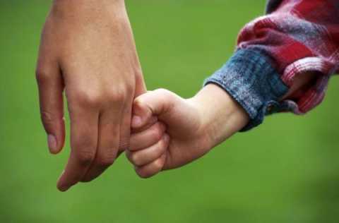 L'affidamento dei bambini: Un aiuto, non una scorciatoia per l'adozione 