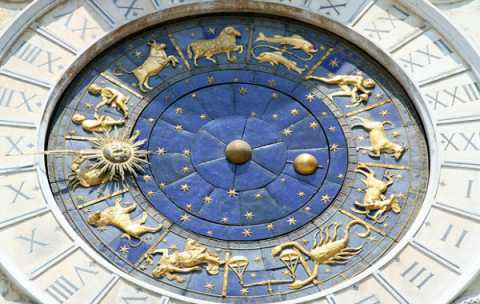 L'oroscopo: bisogna crederci? Gli astrologi: Macch,  solo un gioco