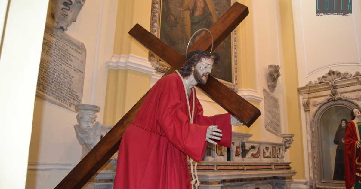 Le processioni dei Misteri: a Bari ce ne sono due, in eterna rivalit�