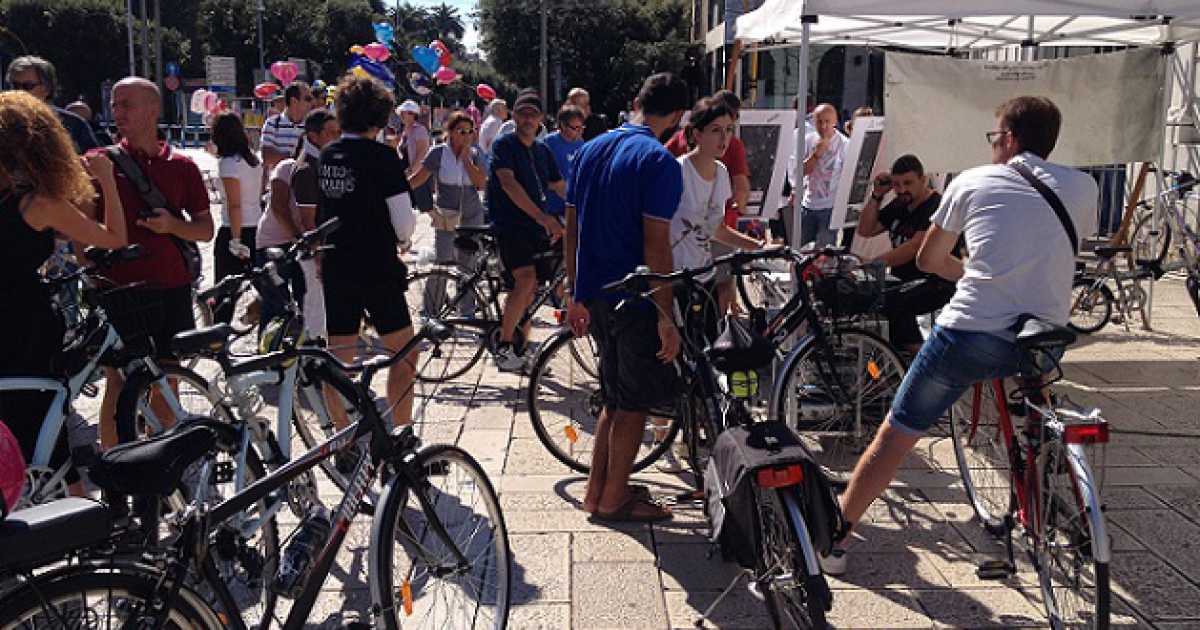 Anche le biciclette avranno la targa: prima volta al Sud e gratis