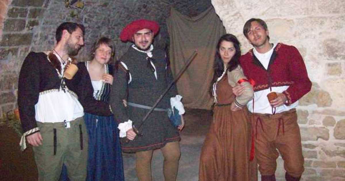 A Bitetto rivive il medioevo: mestieri, giochi e personaggi di 700 anni fa