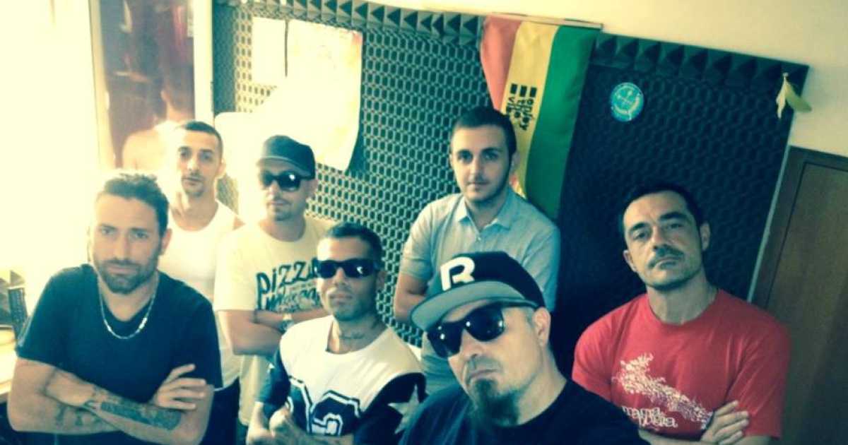 Sei rapper in un super gruppo: �Siamo noi i pi� rappresentativi di Bari�