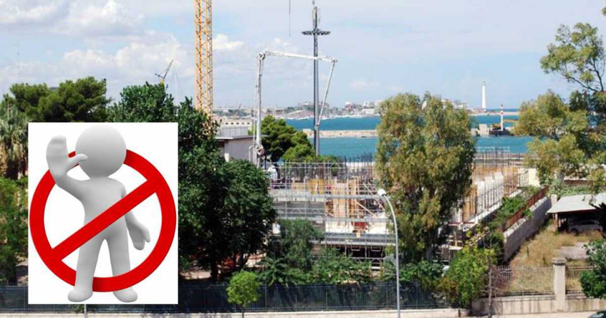 Il Tar accoglie il ricorso: sospesi i lavori per l'ecomostro del porto