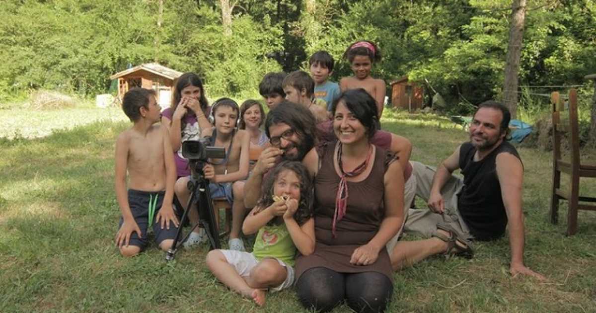Un viaggio a costo zero tra le comunit� alternative d'Italia: la storia