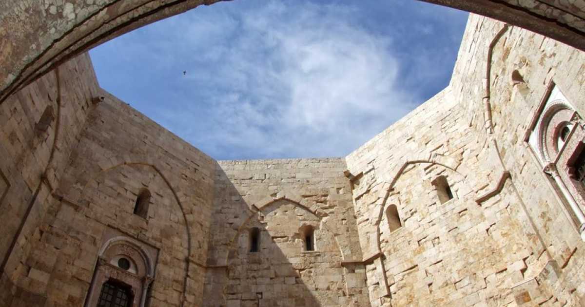 Castel del Monte, tra esoterismo, templari e hammam: �E' pura fantasia�