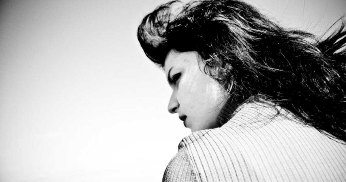 Carolina Da Siena e la sua chitarra: �Io un mix tra Iggy Pop e Leopardi�