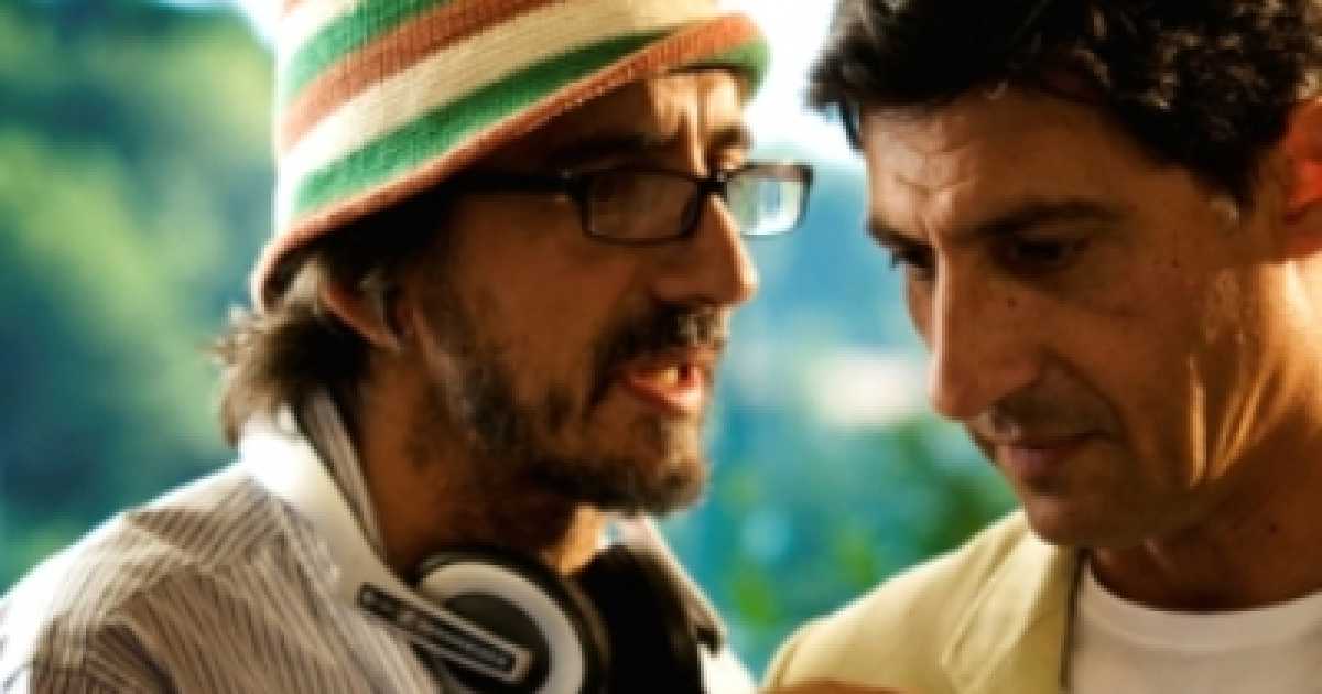 Mi rifaccio vivo. Con la coppia Rubini-Solfrizzi si ride di gusto tra atmosfere new age