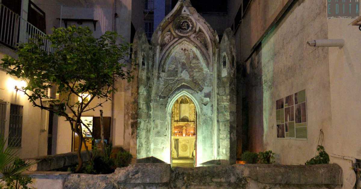 Taranto, San Francesco: chiesa neogotica nascosta nel cortile di un condominio