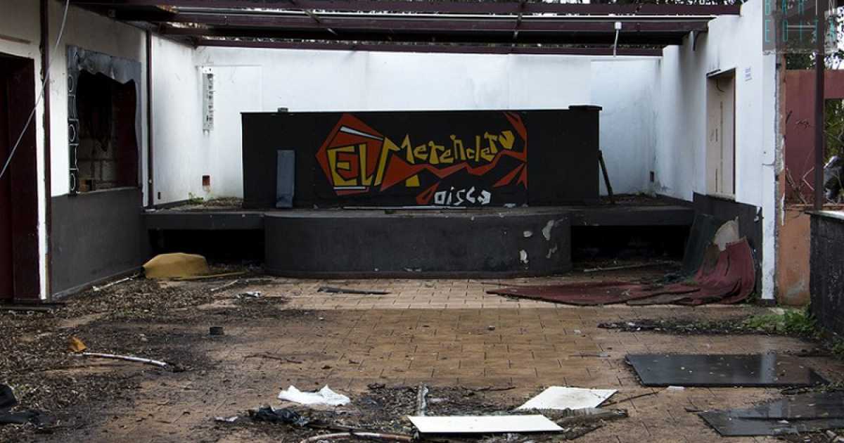 La triste fine della prima discoteca del barese: ora ''El Merendero'' � una discarica