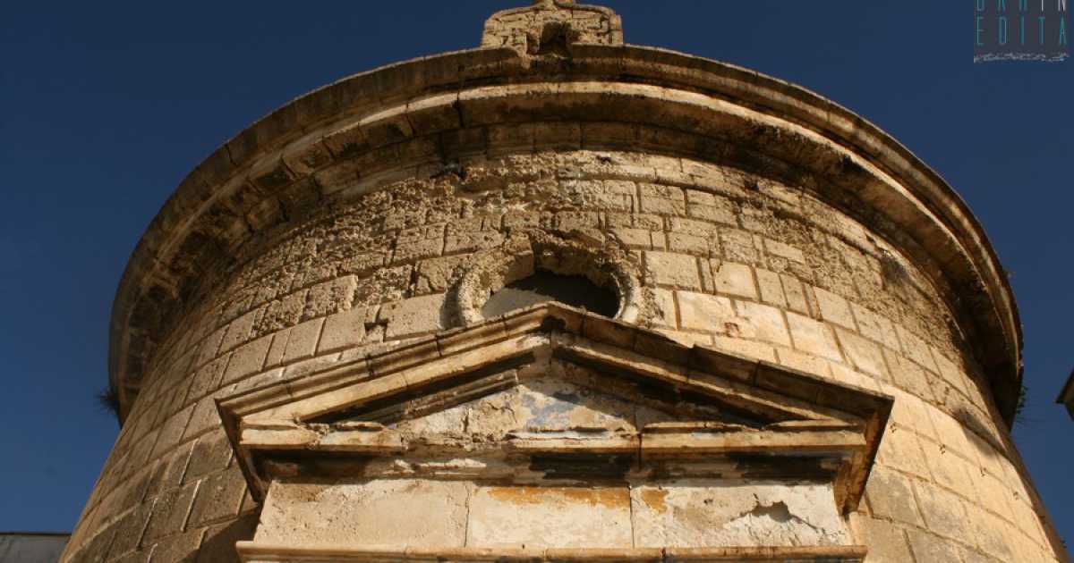 Mola, riapre per due giorni la rara chiesa circolare: la nostra visita in anteprima