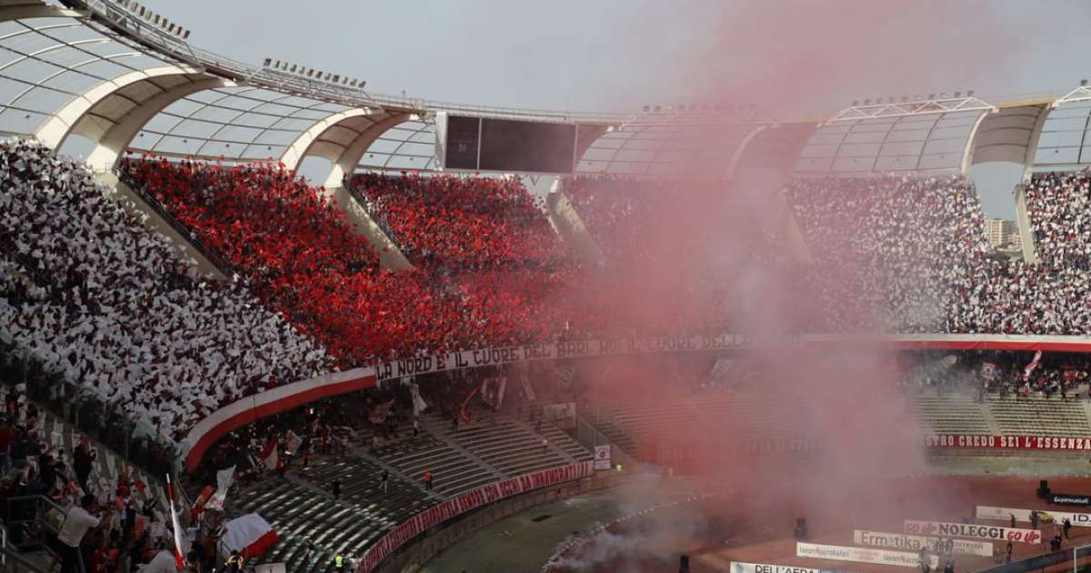 La storia del calcio a Bari: un esempio per il Sud, tra gioie, dolori e campioni