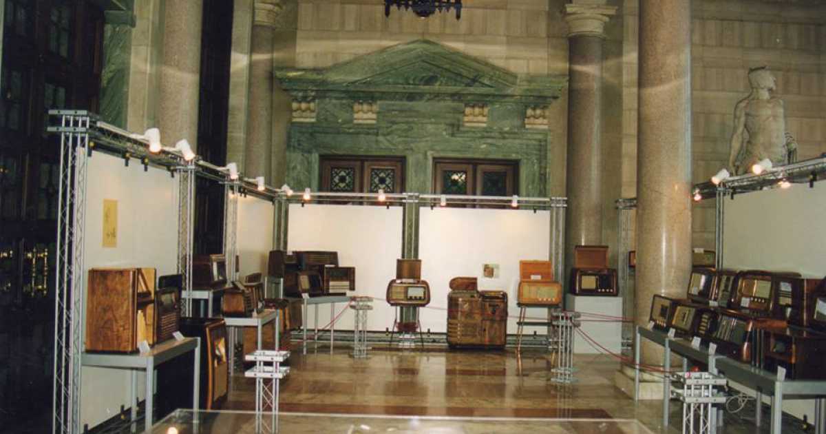 A Bari un'imponente collezione Marconiana, ma giace in magazzino