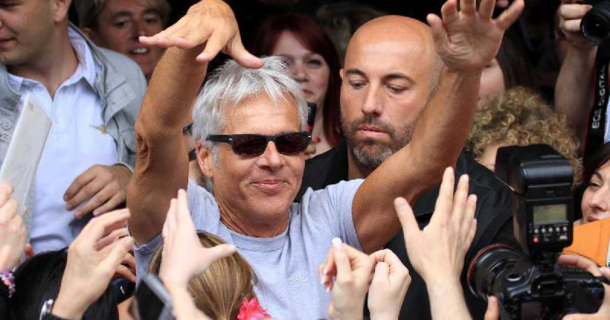 ''Noi sogni di poeti'': incontro con i fan di Baglioni, una passione che supera l'et�