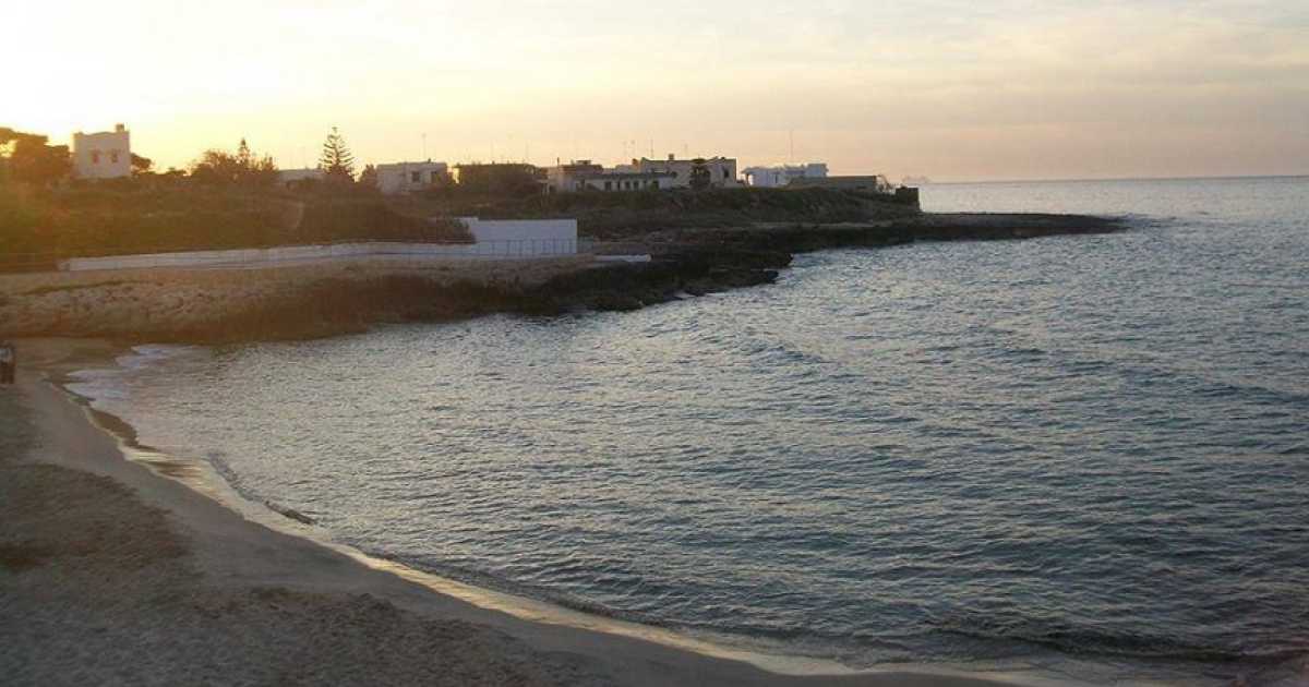Alla scoperta di Cozze, tra mare, chiesette, leggende e nostalgia