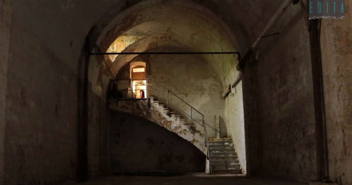 Sotto una scuola i resti della fabbrica Murari: l� dove si creavano le carte napoletane