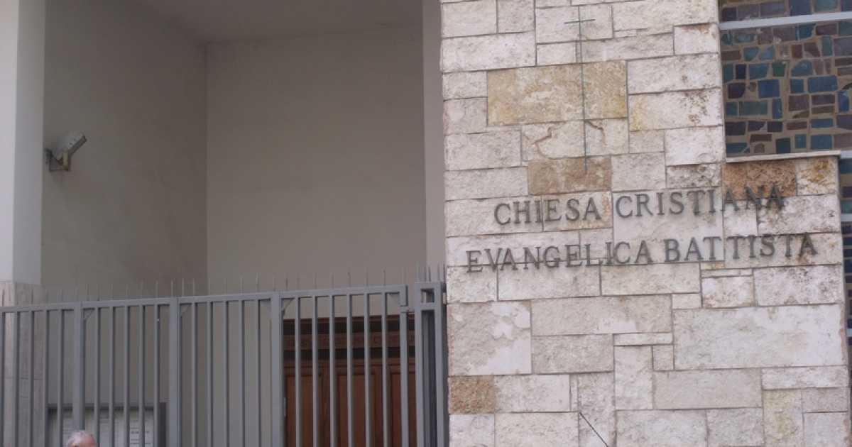 I protestanti a Bari: tante chiese, pochi fedeli. Ma c'� il fenomeno ADI