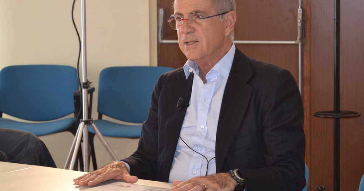 I candidati sindaco/Di Paola: �Puntiamo sulle imprese. Lo stadio? Va abbattuto�