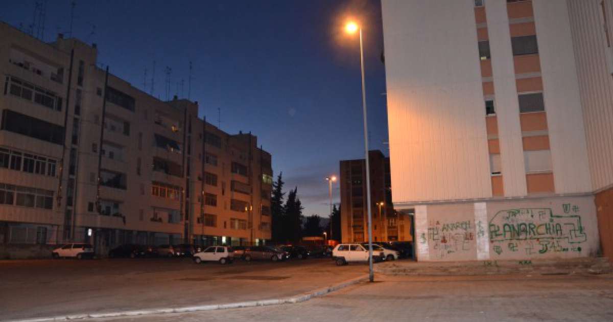 Bari e l'eroina: anni, luoghi e storie del nostro ''zoo di Berlino''