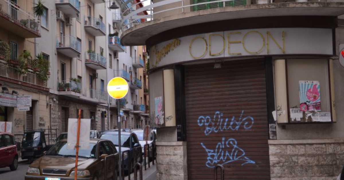 Odeon, Kursaal, Royal, Orfeo: viaggio tra i venti ex cinema storici di Bari