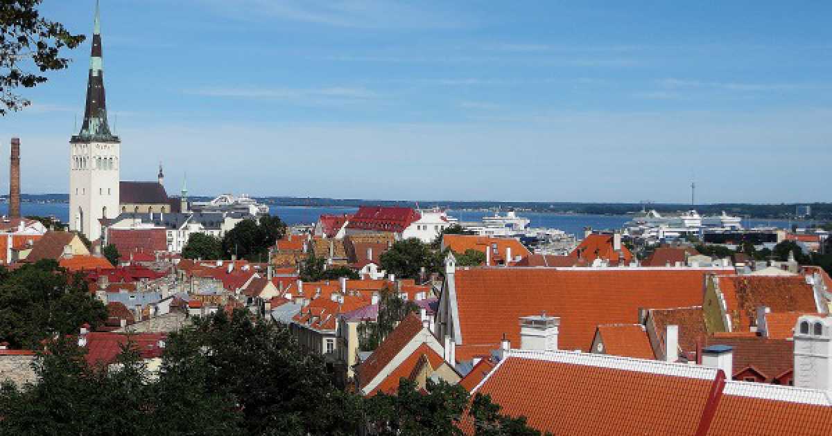 Viaggio in Estonia. Tallin, capitale rinata tra echi medioevali e divertimento 