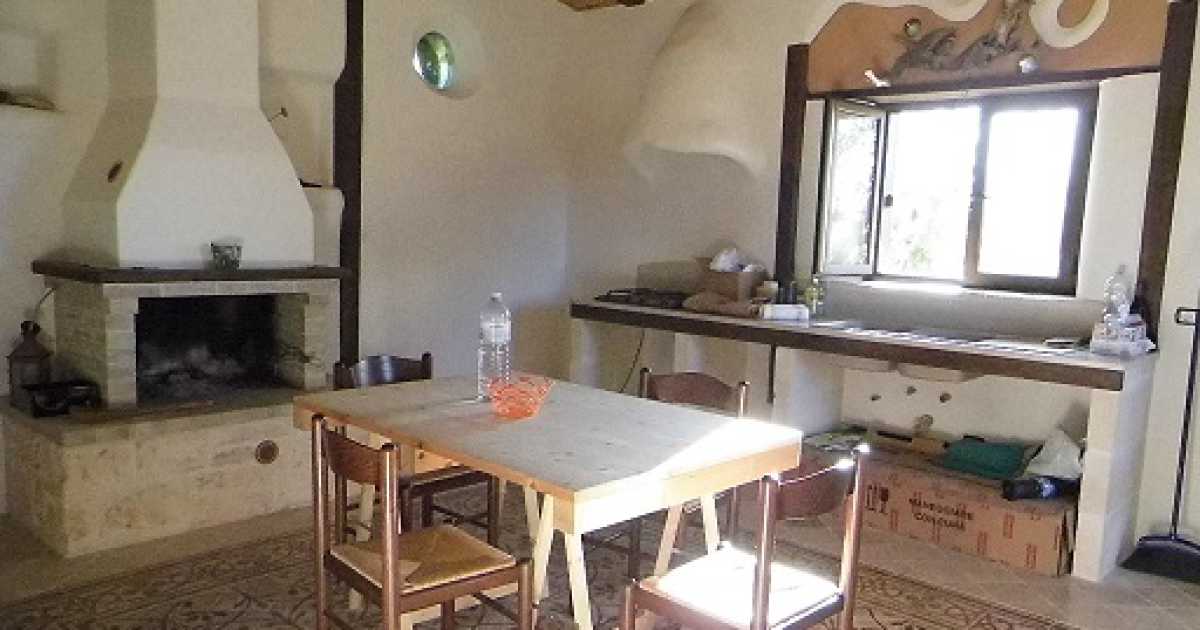 In Puglia le case di paglia e bioclimatiche: ecologiche e futuriste