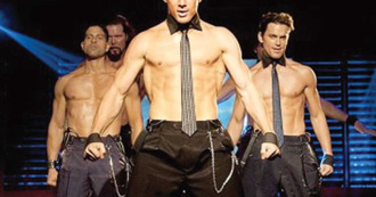 Film. Magic Mike: tutto fisico e niente arrosto 