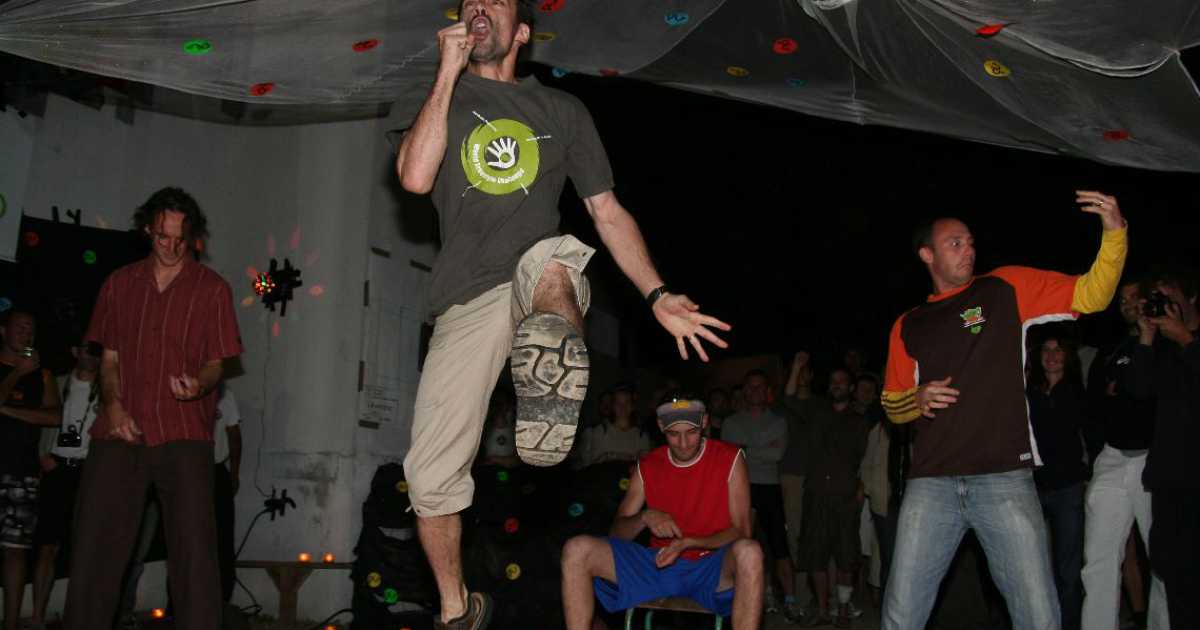 Le ''air band'', suonare senza strumenti: �Facciamo finta, ma ci vuole tecnica�