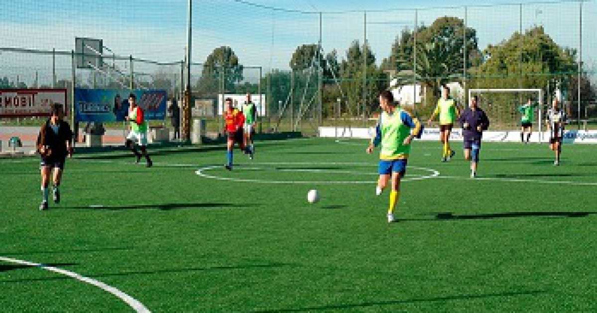 Calcetto, basta con le discussioni in campo: ecco le regole su falli e punizioni