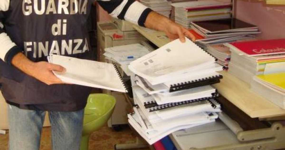 Fotocopie illegali, a Bari � la regola: �Basta che le nascondi bene�