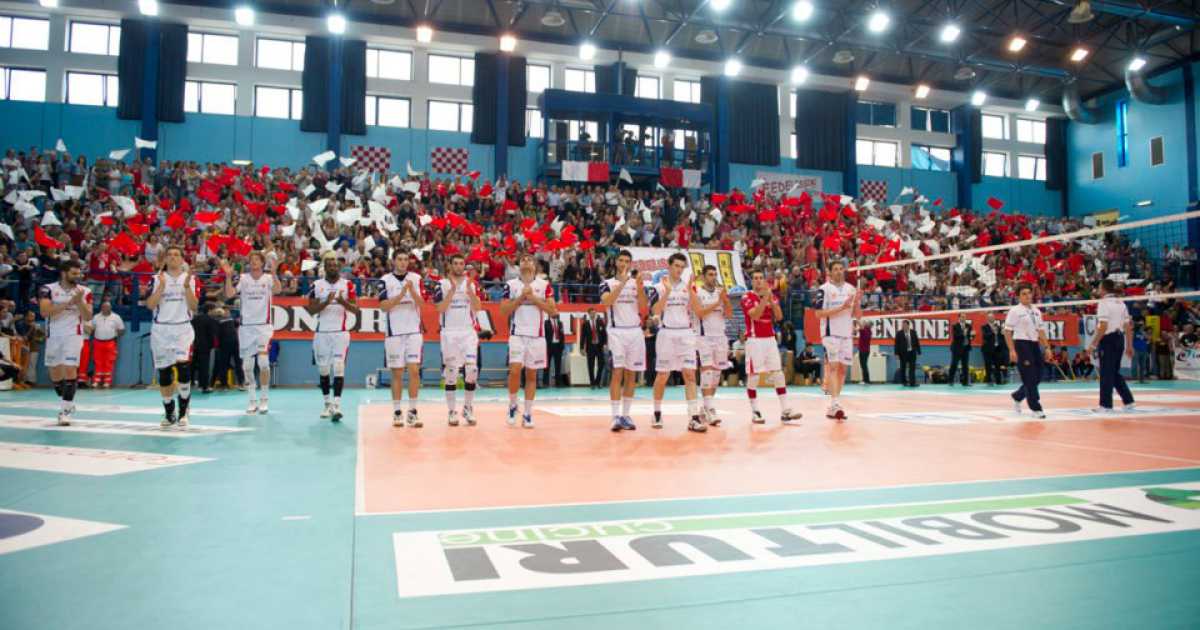 Volley Molfetta, rischio trasloco a Bari: �No, amplieremo il PalaPoli�