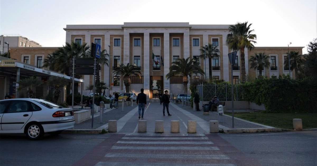 Bari, al Policlinico protesta del personale: �Pi� sicurezza e adeguamento dei contratti�