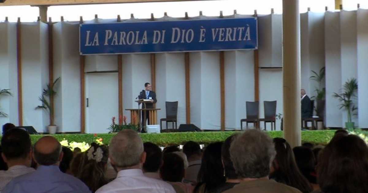 Testimoni di Geova, in 4mila a Bitonto: �Ci criticano i frustrati�