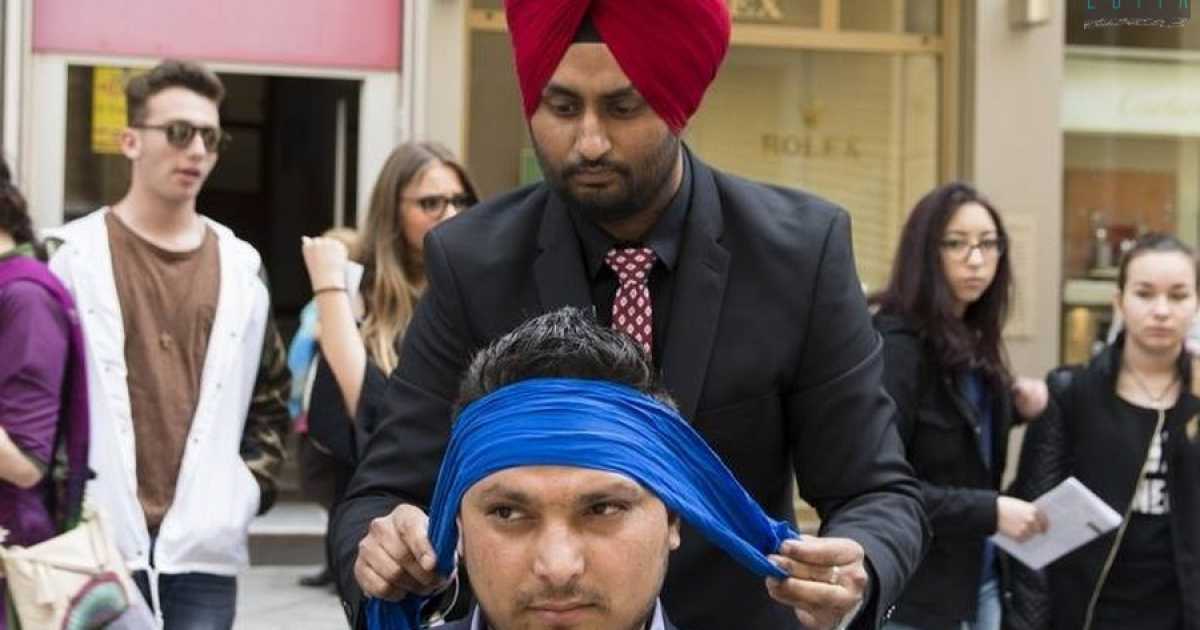 Turbanti colorati, feste vegetariane e pugnali proibiti: � la comunit� barese dei "Sikh"