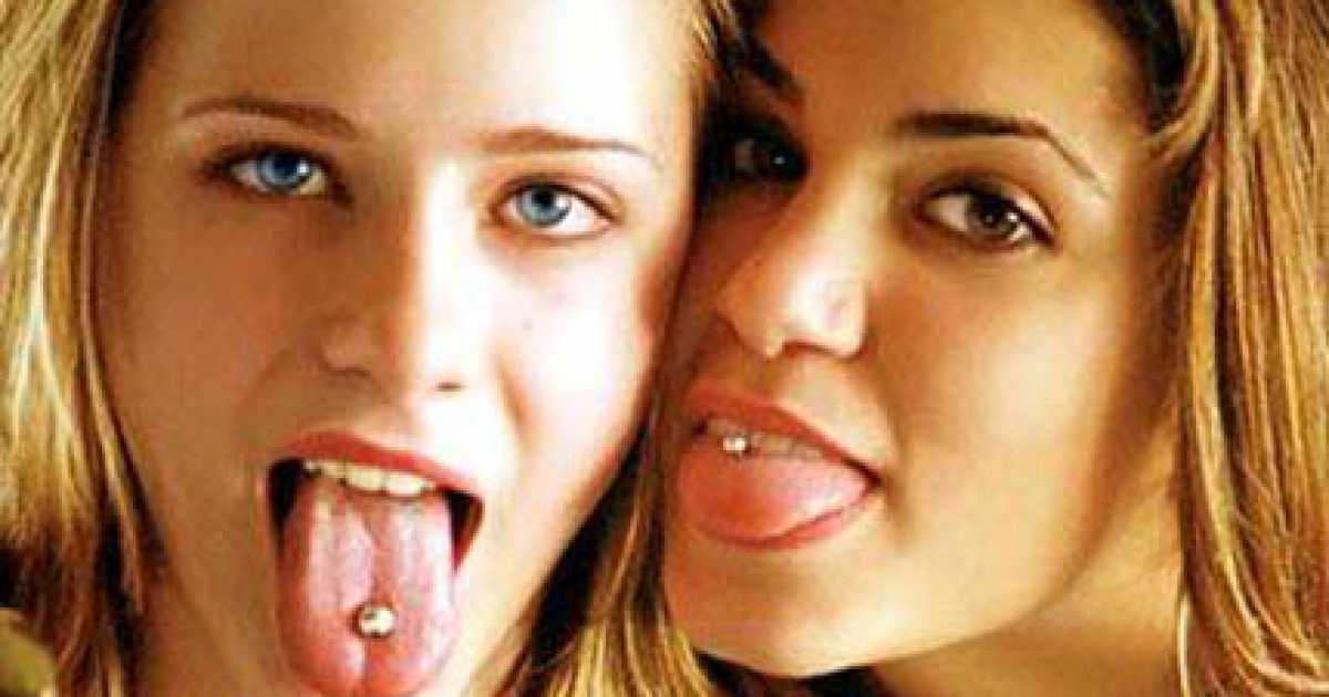 Fare la linguaccia su facebook: un simbolo alla ricerca del ''mi piace''