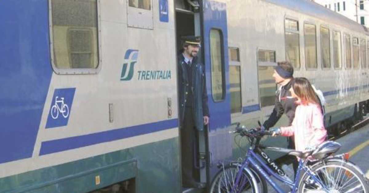 In treno con la bici? In teoria s�, ma a Bari mancano le carrozze adeguate