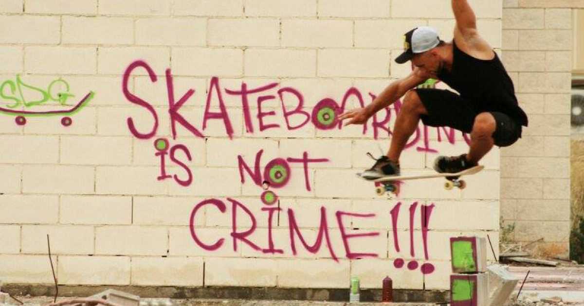 Vito, il mito dello skateboard: �Ma a Bari � meglio nascondersi�