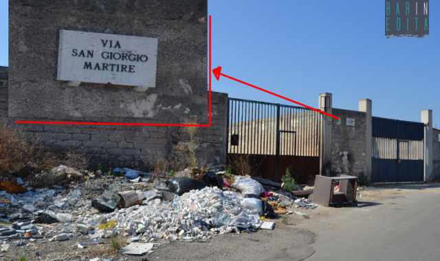 Strada San Giorgio, terra di nessuno:  la Storia sommersa dai rifiuti