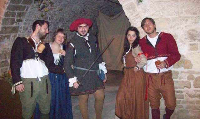 A Bitetto rivive il medioevo: mestieri, giochi e personaggi di 700 anni fa