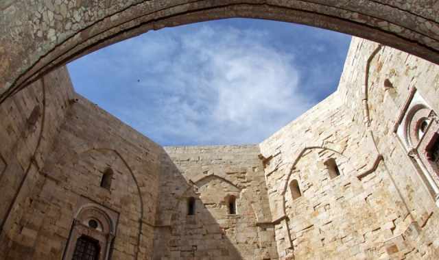Castel del Monte, tra esoterismo, templari e hammam: �E' pura fantasia�