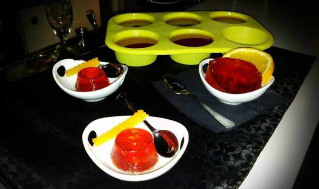 I cocktail molecolari: quando il Negroni si mangia con il cucchiaino