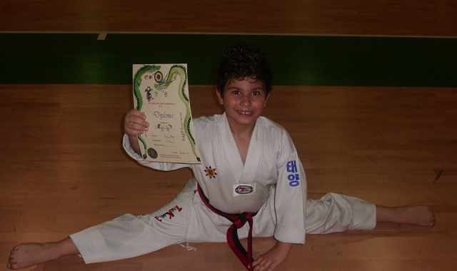 Il barese Davide, a 8 anni cintura nera di taekwondo: è il record italiano