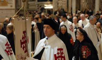Spade, cavalieri e dame: � l'Ordine del Santo Sepolcro di Gerusalemme