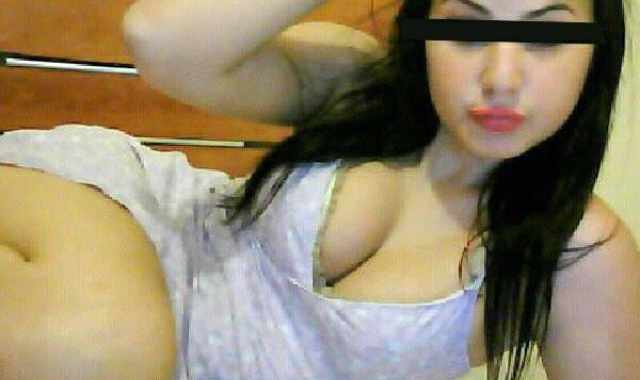 A 13 anni nude su Facebook sognando Belen: sono le ''lolite'' del web