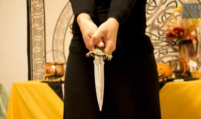 Streghe, pozioni magiche e riti misteriosi: viaggio all'interno di un tempio Wicca