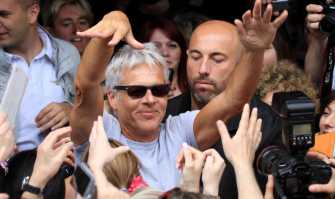 ''Noi sogni di poeti'': incontro con i fan di Baglioni, una passione che supera l'et�