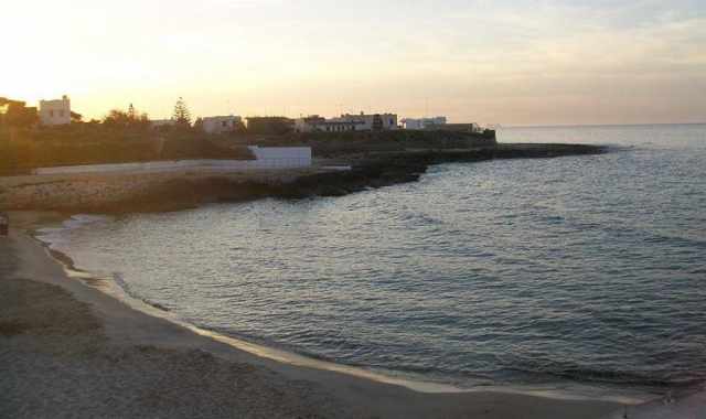 Alla scoperta di Cozze, tra mare, chiesette, leggende e nostalgia