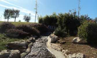 Percorso ginnico, verde, ruscelli: c'� un parco intorno all'aeroporto