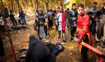 Un mondo fatto di cavalieri, maghi ed elfi: � la ''guerra del caos''